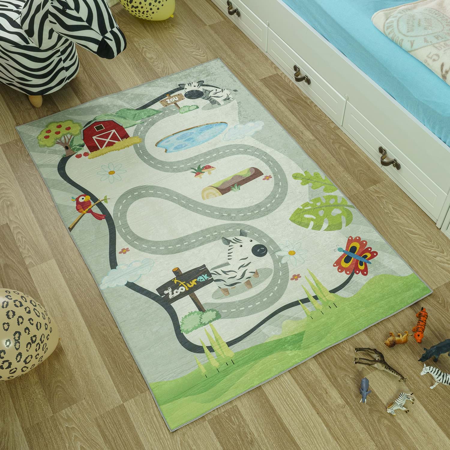 Zooturak Çocuk Odası Halısı Zebra Zou resmi