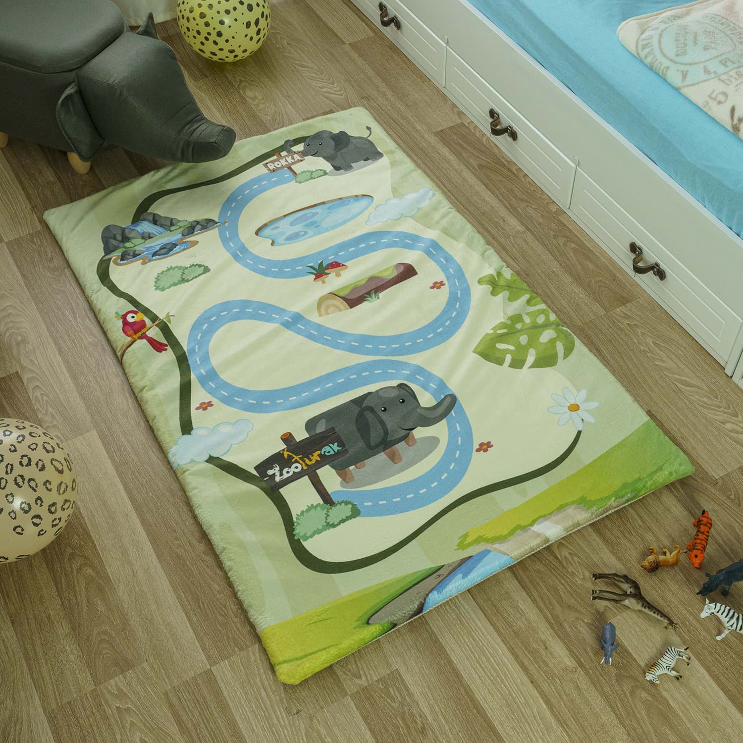 Zooturak Peluş Çocuk Matı Fil Rokka resmi